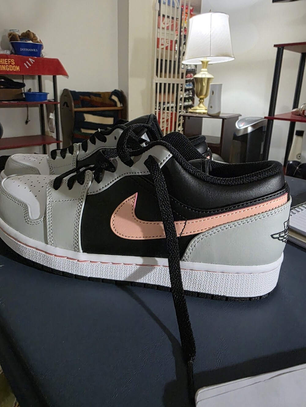 Jordan 1 Low Black/Bleached Coral/Grey, Size 9.5m.